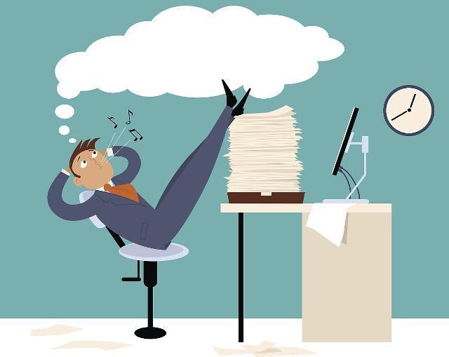 生活比较迷茫,整天无所事事,心里着急,不愿意做,该怎么办?-百科网