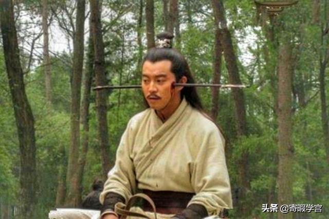 关羽千里走单骑:关羽千里走单骑的真相是什么？他为何要弃曹从刘？