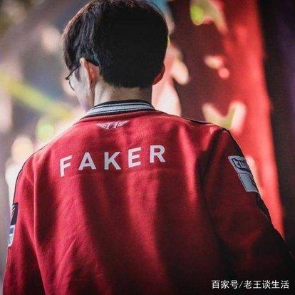 头条问答 英雄联盟里 引燃 的作用是什么 左摇右摆的黑球的回答 0赞