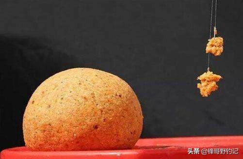 钓鮣鱼用什么鱼食最好:钓鱼钓花鲢鱼该怎么配饵料？