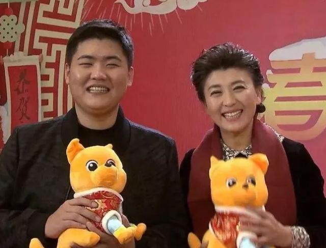 阎学晶老公林越:为啥闫学晶、魏三、孙小宝没有拜赵本山为师？