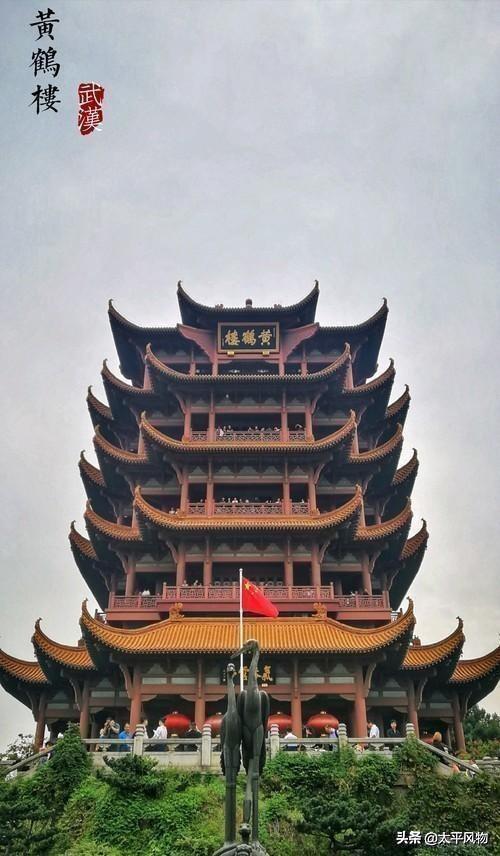 腾王阁和黄鹤楼哪个出名？