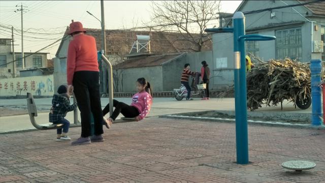 极端pp大狗窝团购预定:做什么生意能在县城能年入百万？