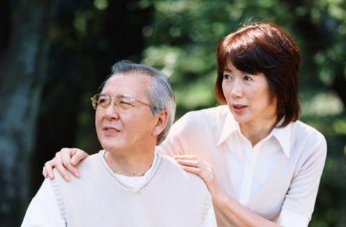 翁帆为什么嫁给杨振宁:翁帆嫁大54岁的杨振宁是真的爱情吗