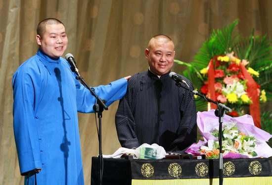 岳云鹏发声:郭德纲曹云金此次事件闹这么大，岳云鹏他们该如何发声最明智