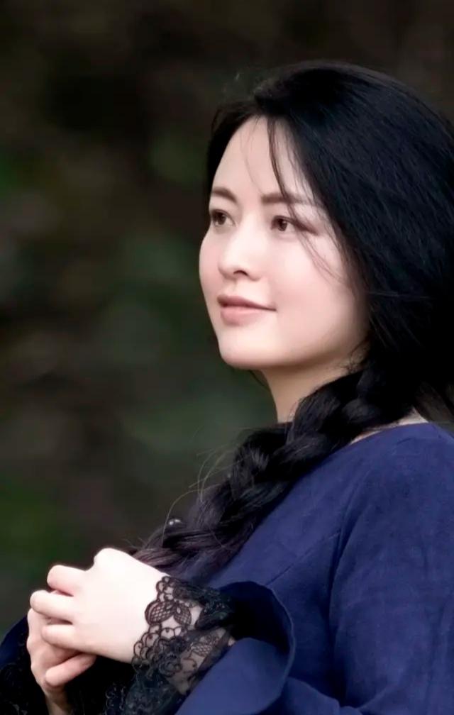 泽口靖子和范冰冰谁好看？