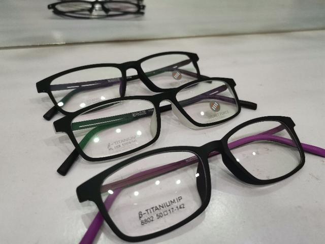 眼镜框有哪些品牌;眼镜框有哪些品种