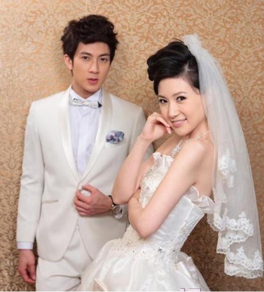 邓家佳老公:之前恩爱结婚的邓家佳突然宣布离婚，你觉得意外吗