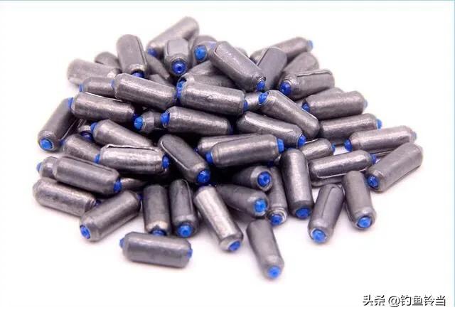 小鱼吃吃:一直想问一块一包的小鱼仔是不是足疗里退役的小鱼？