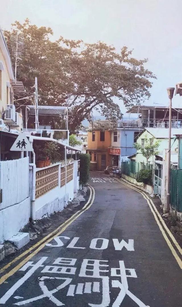 晚安的句子190123：喜欢冬天却讨厌冷，就像喜欢你却害怕伤心