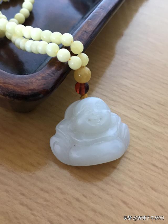 各种玉石的寓意,大师们，看看这是什么玉，寓意是什么？