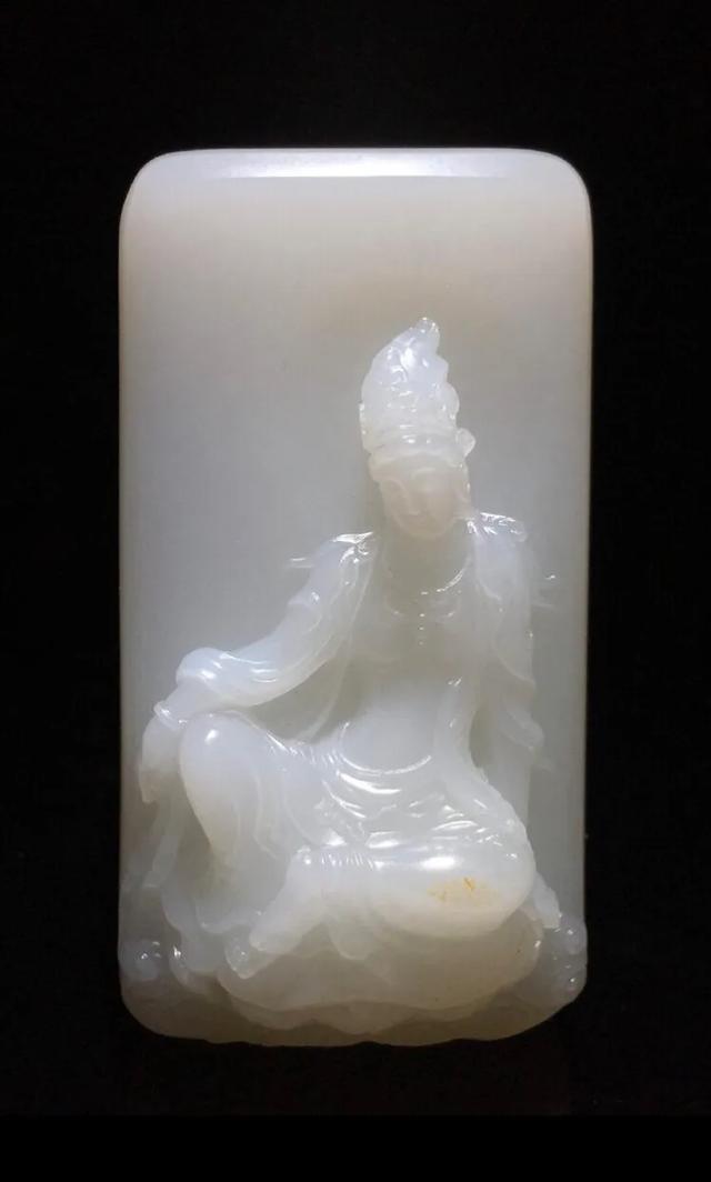 真正的羊脂白玉是什么样子,请问这个是和田羊脂白玉吗？