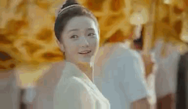 欧萱:肖燕主演郭靖宇翻拍,虐情至极的《小娘惹》为什么口碑居高不下？