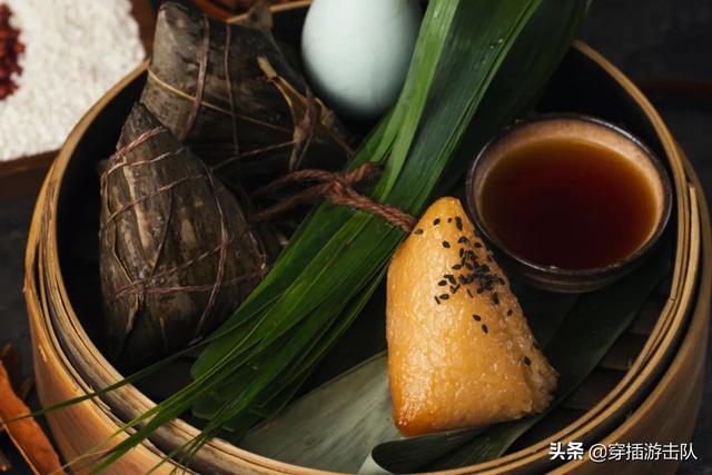 屈原投江的故事:屈原之前的人们，如何过端午节