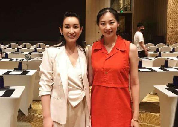 黄海波和莫小棋:你熟悉演员黄海波吗，曾经风光当红的他后来低调淡出和谁结婚了？