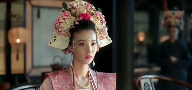 刘亦菲的妹妹:《清平乐》中，最受宠爱的张妼晗，和刘亦菲长的像吗