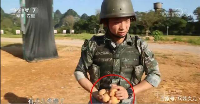 中国已经有最先进的手榴弹，为什么部队还在用木柄手榴弹？插图52
