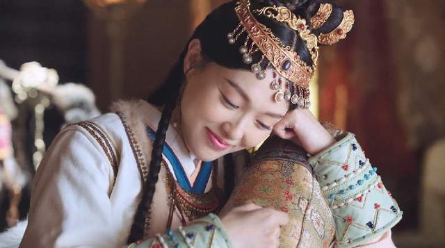 萧太后韩德让:萧太后不惜当“小三”也要嫁给韩德让，真的只是因为爱情吗？