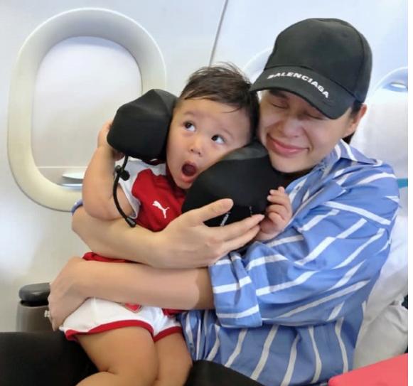 胡杏儿结婚:胡杏儿已经连生两子，前男友黄宗泽现状如何？