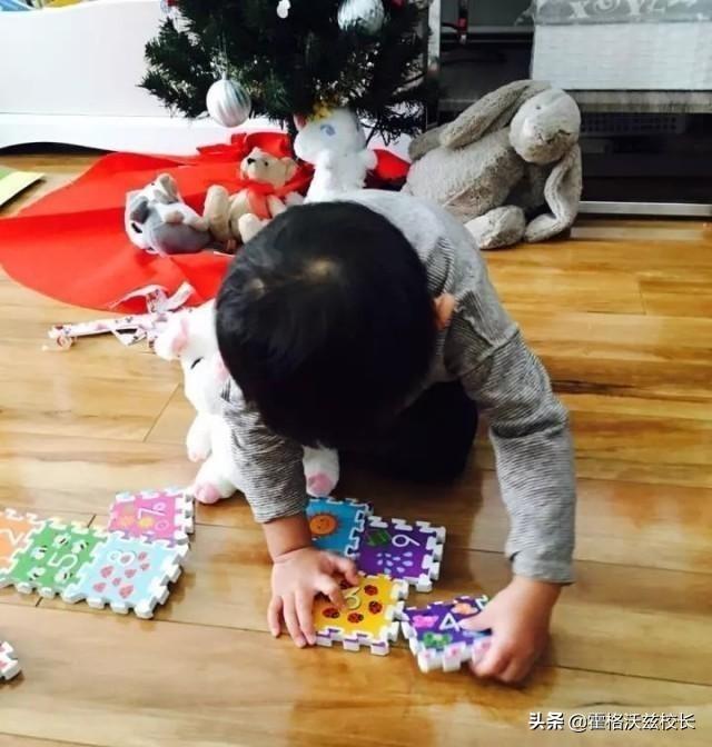 如何正确教导孩子学拼图？