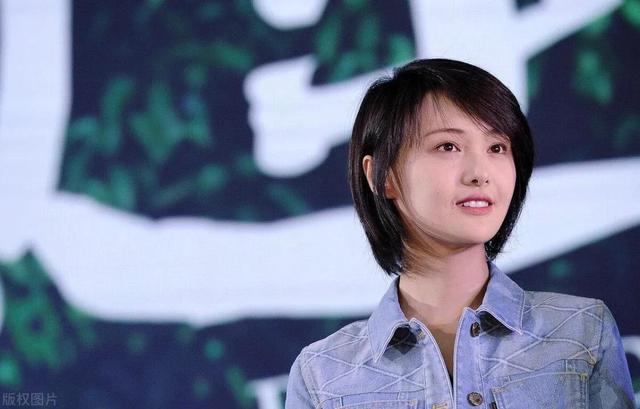 郑爽照片:郑爽的演艺之路到头了吗？