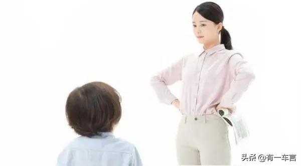 女生被群扇耳光:四川乐山女生遭7名未成年人欺凌，是什么原因？该怎么维权？