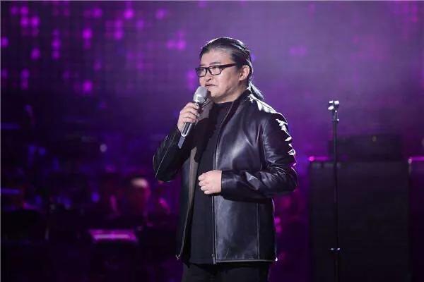 刘欢简历:刘欢和费玉清论音乐才华，谁更高一筹？