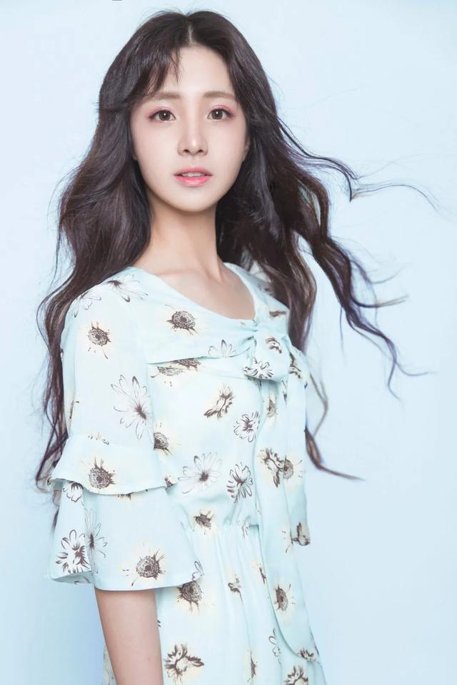 方美芳:哪个女明星退出娱乐圈让你觉得很可惜？