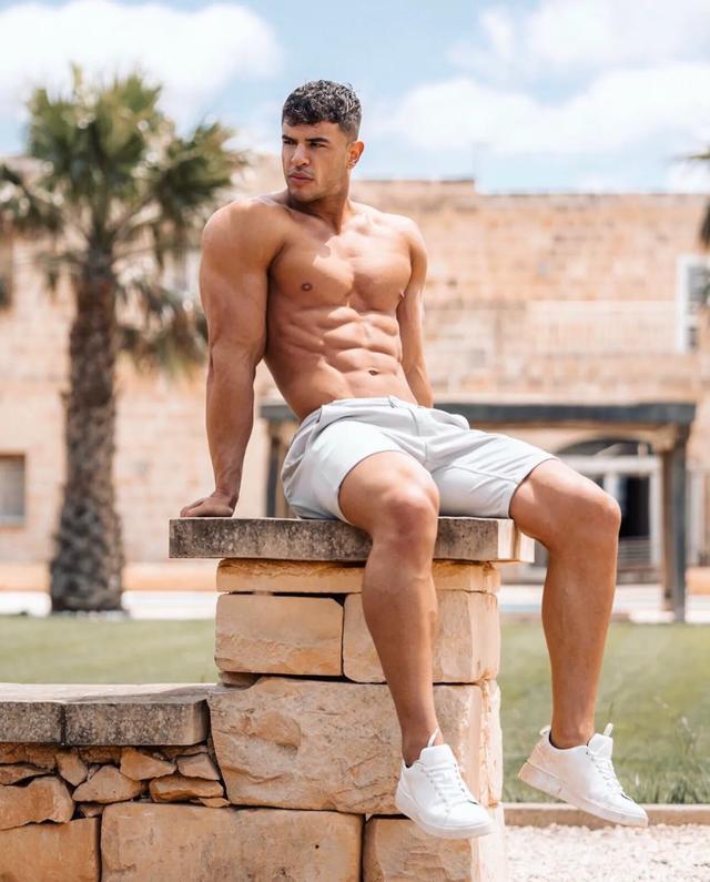 如何选择适合男生的裤子呢？插图69