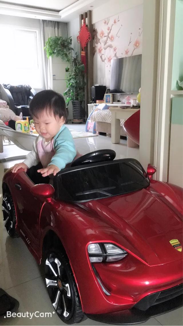 朋友说她家孩子一直在喝A2奶粉,圈里有在喝这个奶粉吗,怎样啊？