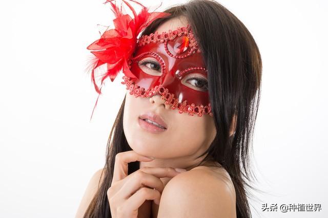 段黄魏:“莫逆之交，忘年之交，生死之交，患难之交”有什么界定？