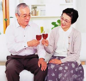 翁帆为什么嫁给杨振宁:翁帆嫁大54岁的杨振宁是真的爱情吗