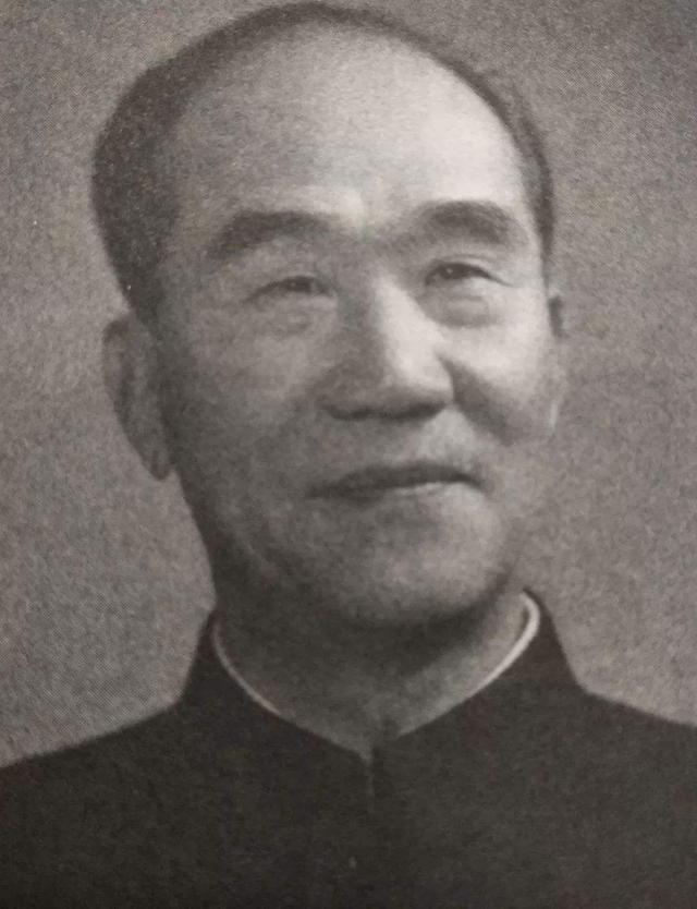 吴兆南:侯家不是相声名家吗？为什么侯耀华作为长子，他却不说相声？