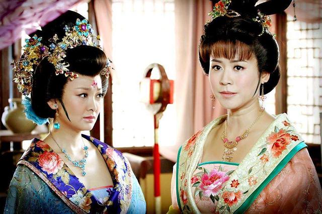 馨子个人资料:《薛平贵与王宝钏》中的王宝钏和代战公主，你认为谁更漂亮？