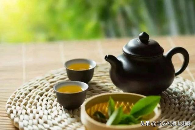 煎茶怎么做的,能否简要描述《茶经》的煮茶流程？