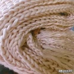 猫猫凤尾花背心:编织毛衣从上往下，怎么织花样图案？