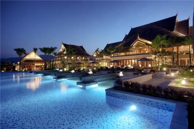 西双版纳网红酒店，西双版纳有哪些带泳池的酒店值得推荐？