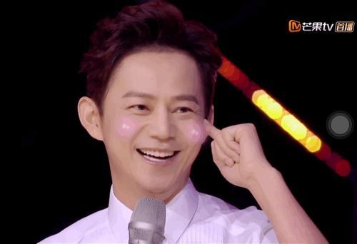 为什么何炅不喜欢鹿晗:何炅大家喜欢他什么，不喜欢他哪方面