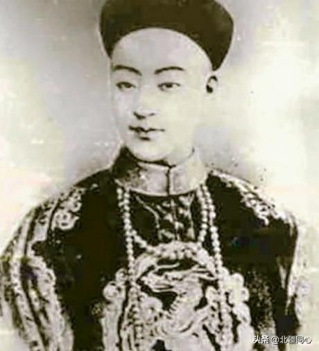 清朝历史:如何评价大清朝的历史地位？