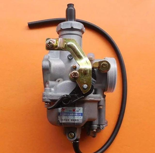 摩托车电喷和化油器哪个更实用省油?哪个更耐用?