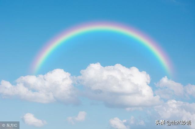 头条问答 - 上联:碧海骈驰,舟犁绿浪花千朵,请朋友们接下联?