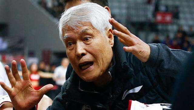 段苏权:迟尚斌踢球时水平怎么样？