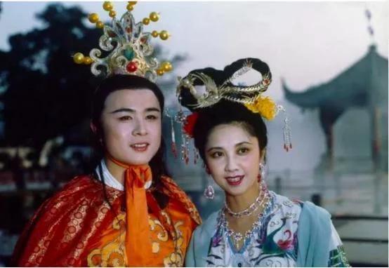 女儿国在哪里:《西游记》里的女儿国在哪里？历史上真实的女儿国是什么样的？