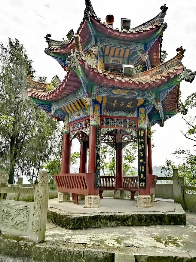 名胜古迹有哪些，中国十大风景名胜古迹。你去过几个