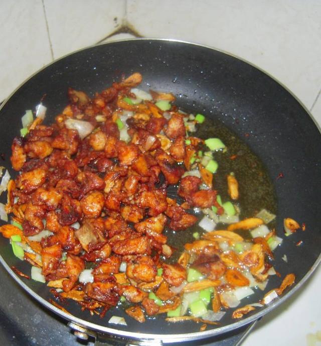 辣鸡面,辣鸡面怎样炒辣鸡才好吃？