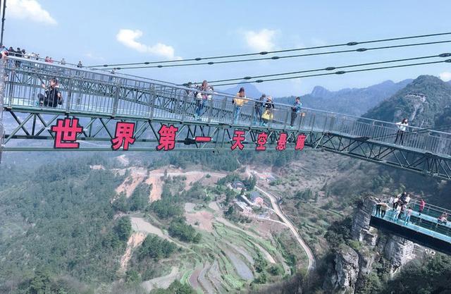 重庆有哪些旅游景点;重庆市区旅游必去景点