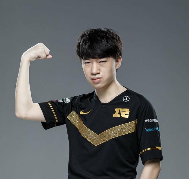 lol姿态更改id为knight9成全场焦点打野常住中路直言不能改成小虎你