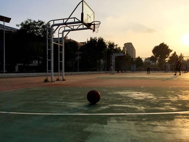 篮球最大的魅力是什么？