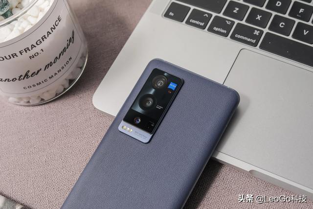 什么牌子的手机拍照清晰价格适中,适合做头条创作？