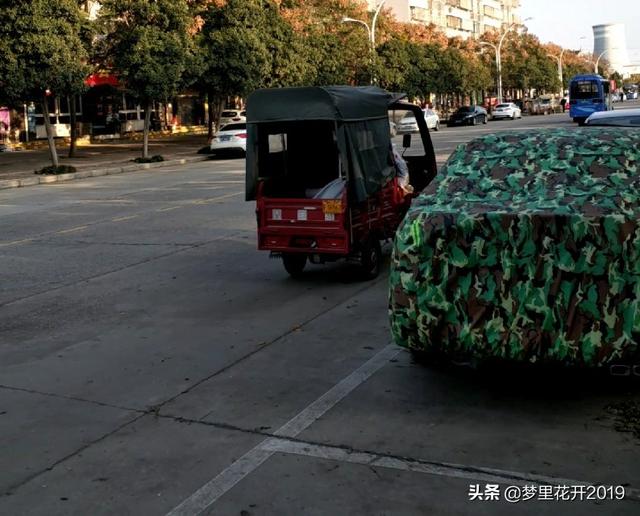 杭州：骑电动车撞了汽车后，外卖小哥自觉“没事”，司机坚持带他去医院查出脾破裂, 你怎么看？